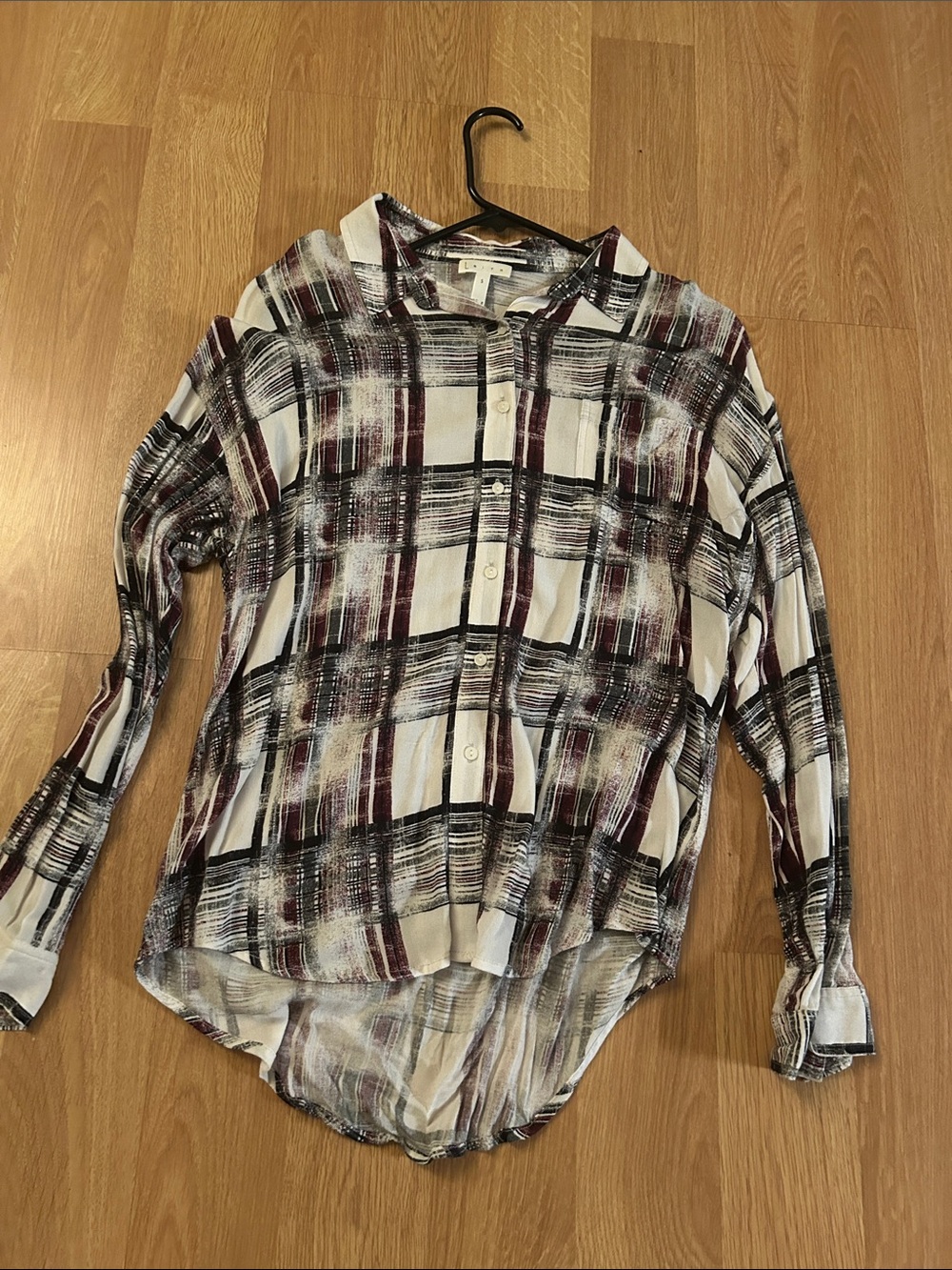 Leith Button-Down Plaid Brushstroke Shirt in White, Black, Burgundy
